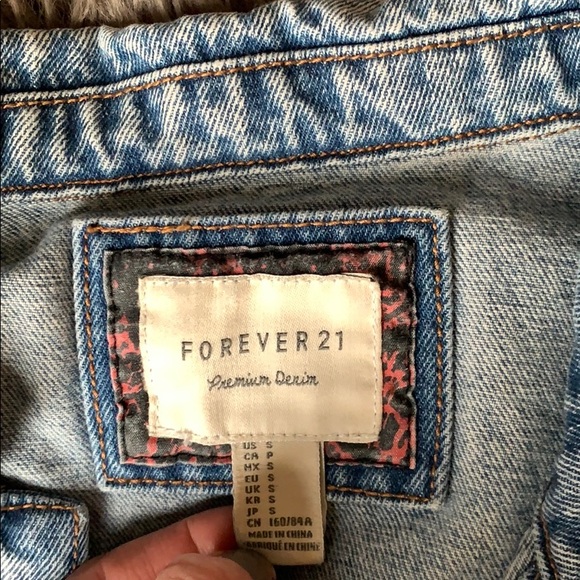 Forever 21 jean jacket - Picture 3 of 3